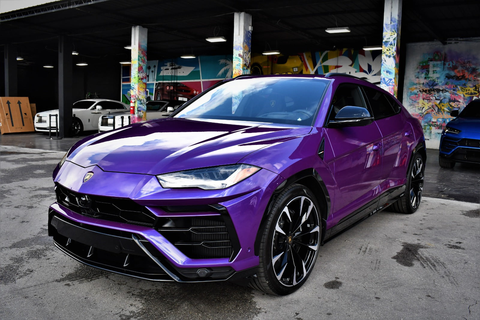 2022 LAMBORGHINI URUS PURPLE
