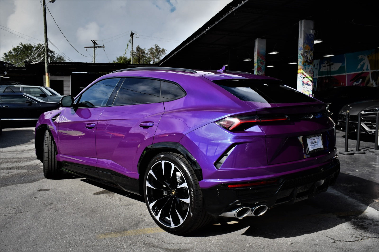 2022 LAMBORGHINI URUS PURPLE