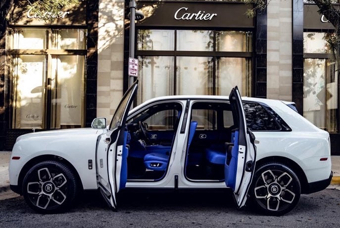 ROLLS ROYCE CULLINAN 2022 WHITE WITH STARLIGHT