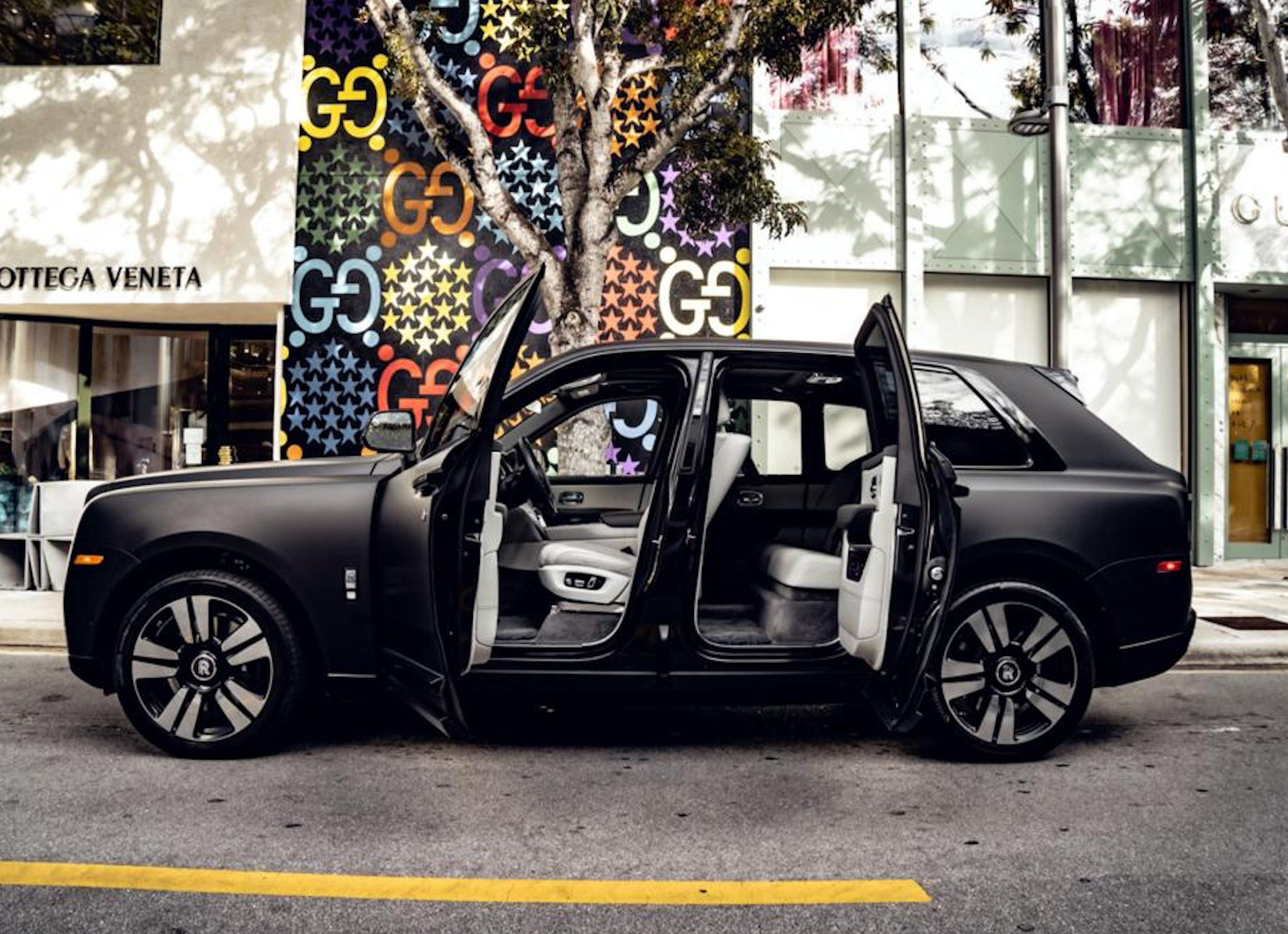 2021 ROLLS ROYCE CULLINAN - MATT BLACK