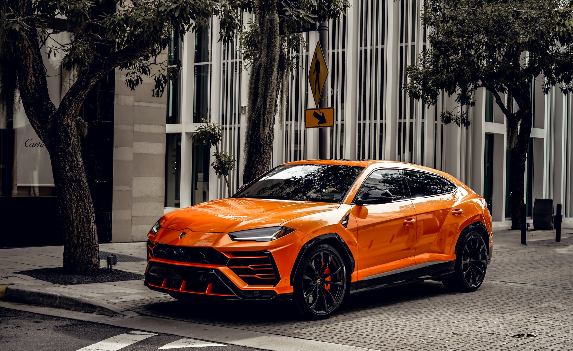 2022 LAMBORGHINI URUS STARLIGHT - ORANGE