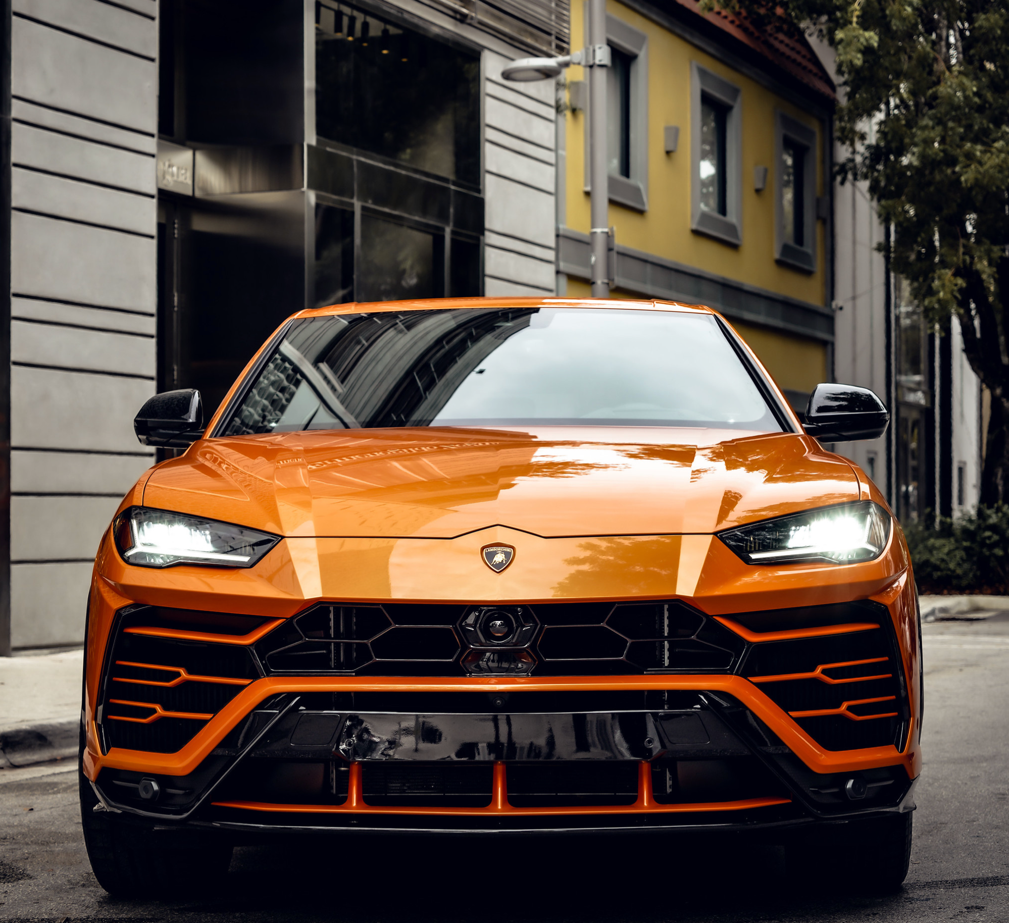 2022 LAMBORGHINI URUS STARLIGHT - ORANGE