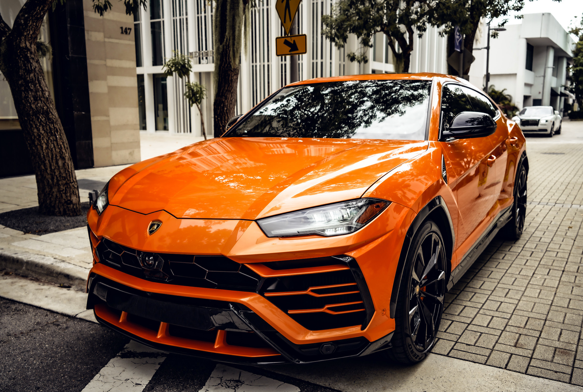 2022 LAMBORGHINI URUS STARLIGHT - ORANGE