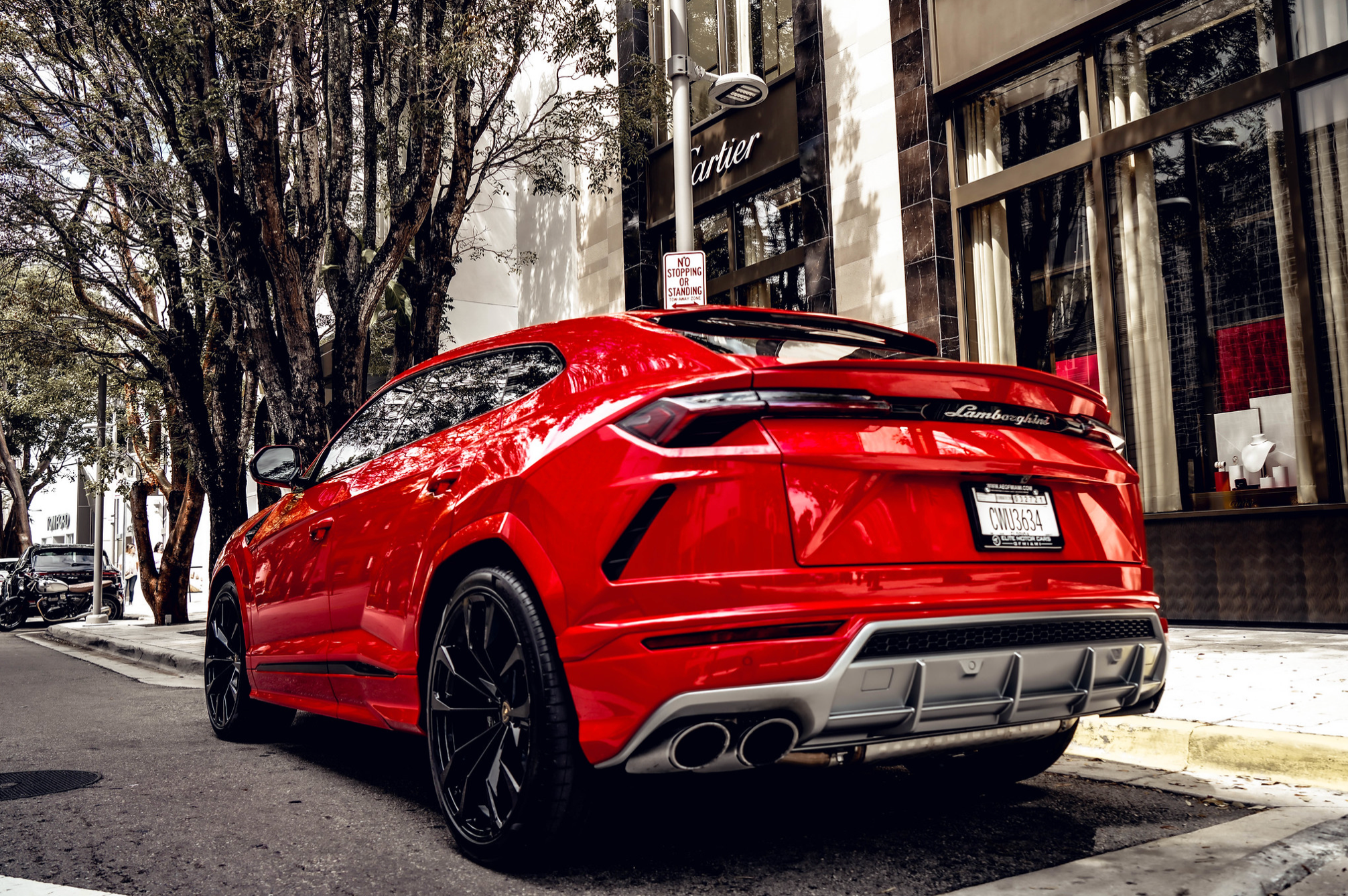 2022 LAMBORGHINI URUS - RED