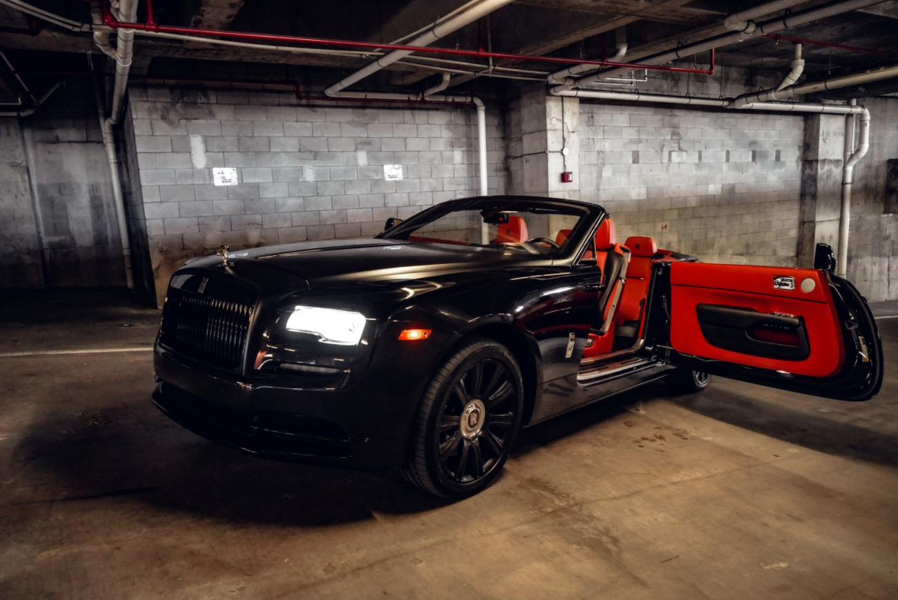 Black Rolls Royce Dawn