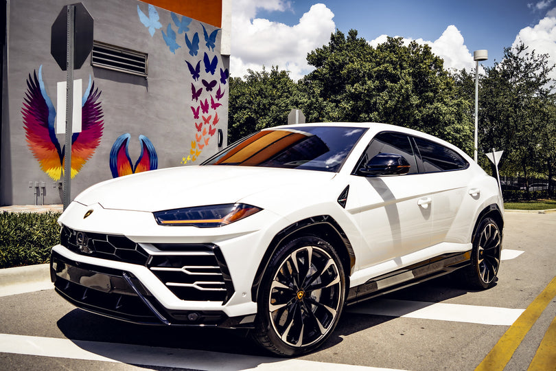 2022 LAMBORGHINI URUS - WHITE