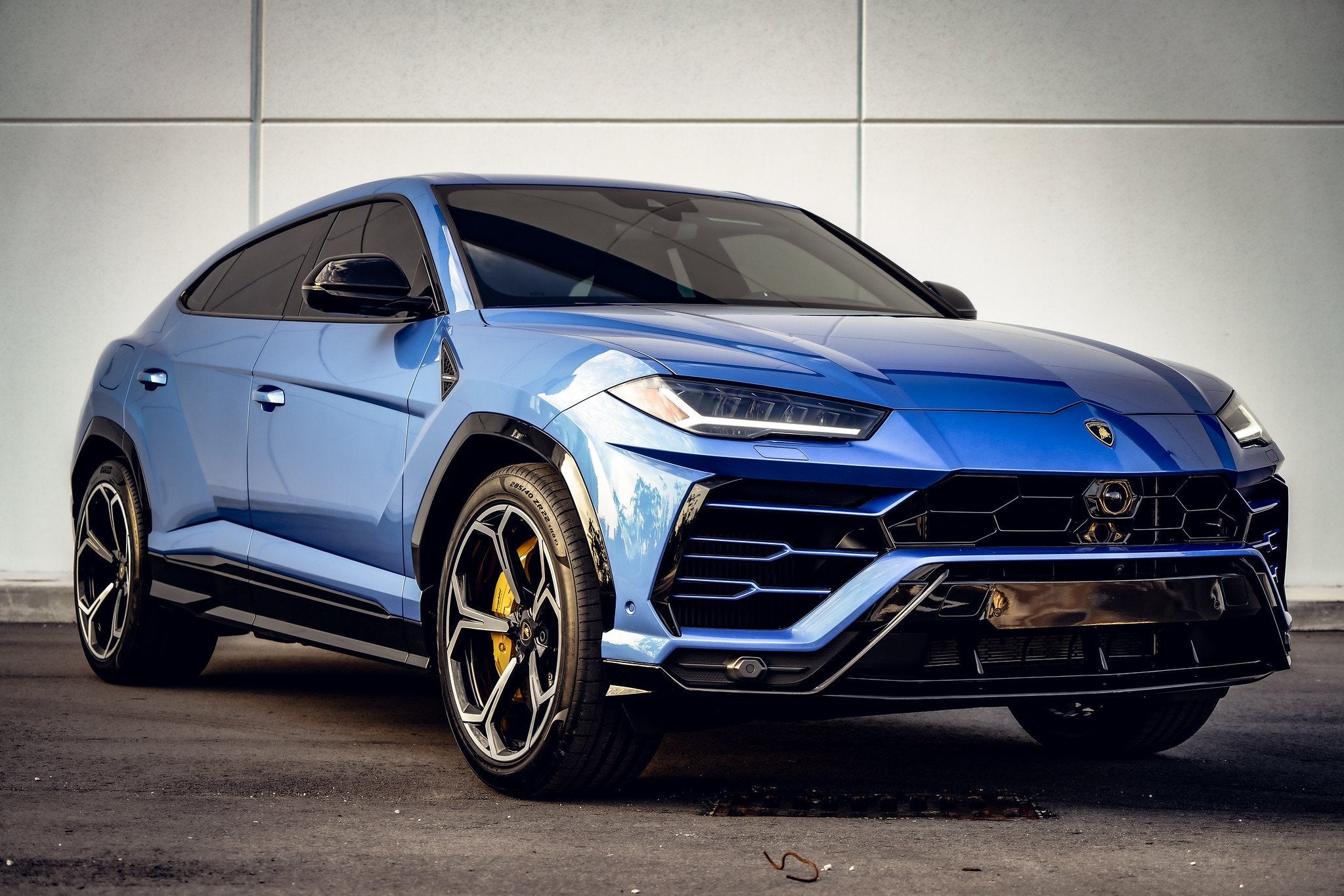 Blue 2022 Lamborghini Urus for Rent in Miami